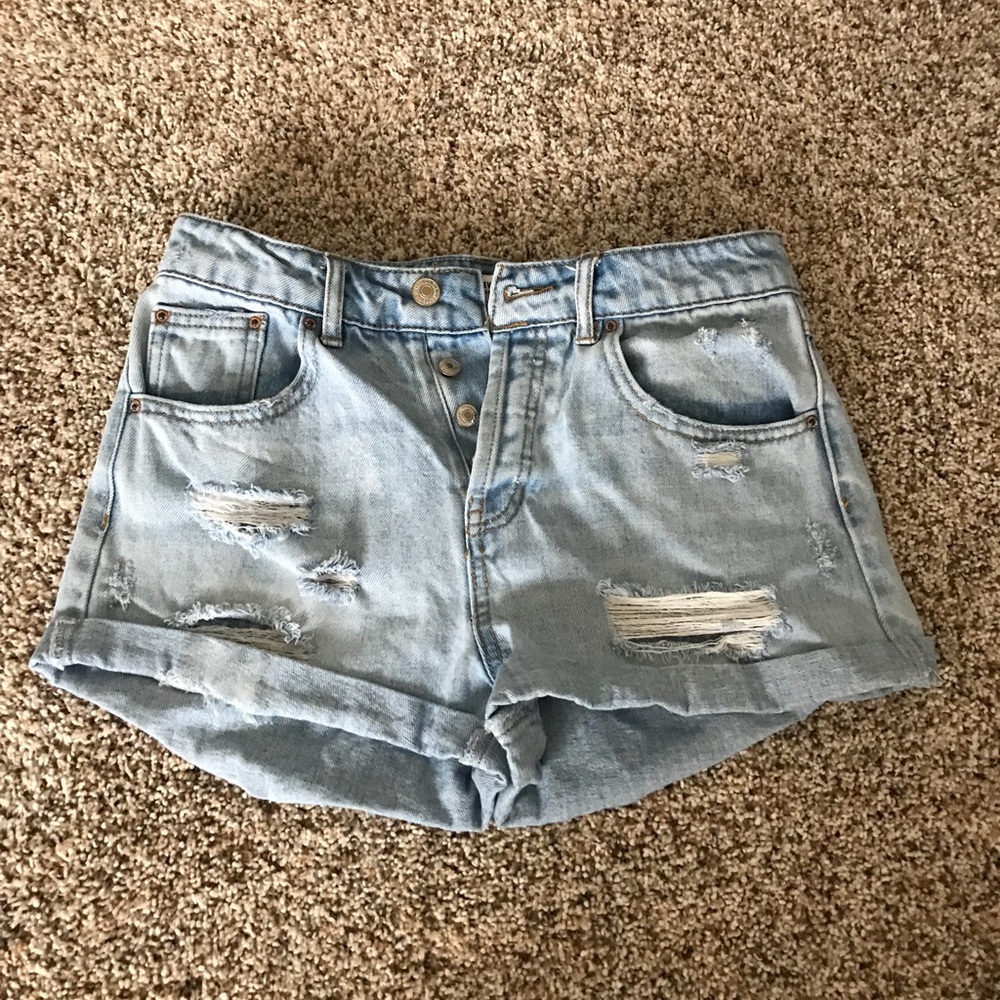Cute high waisted jean shorts